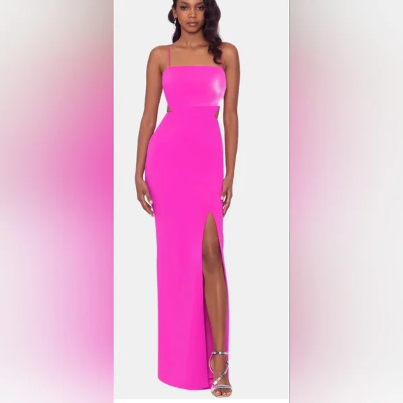 🆕️ Xscape Scuba Crepe Cut Out Gown - Picture 1 of 5